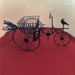 Hyde & Eek! Halloween Bicycle With Raven & Witch’s Broom Accent Centerpiece NWT